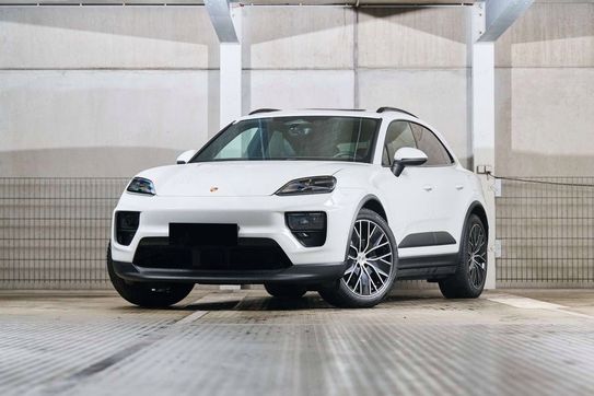 Porsche Macan 4