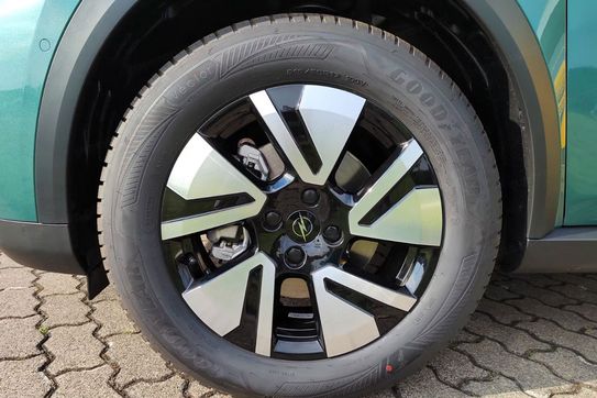 Opel Frontera GS 1.2 T mHEV  eDTC6 7 os.