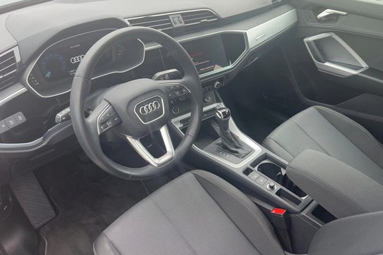 Audi Q3 35 TFSI S Line