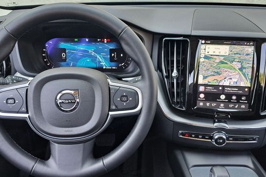 Volvo XC60 B5 B AWD Plus Bright