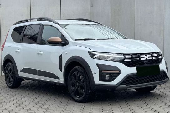 Dacia Jogger Extreme 5-miejsc 1.6 Full Hybrid