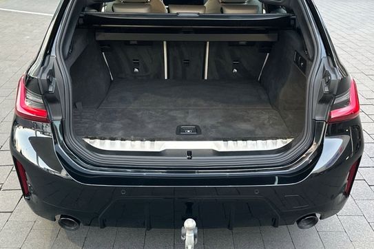 BMW Seria 3 Touring 330e xDrive M Sport