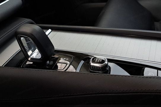 Volvo XC90 B5 AWD Plus Bright