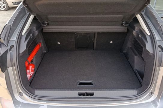 Citroen C4 1.2 Puretech Max S&S EAT8