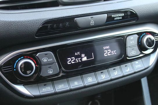 Hyundai i30 1.0 T-GDI Smart DCT