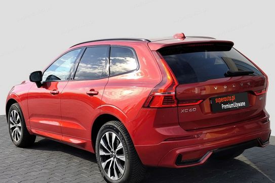Volvo XC60 B5 B AWD Plus Dark