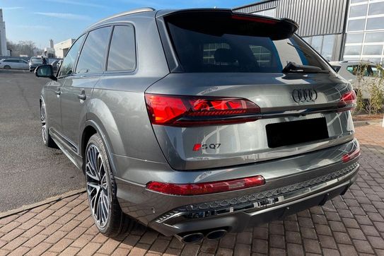 Audi Q7 SQ7 TFSI quattro