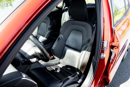 Volvo S60 T5 R-Design Polestar Engineered