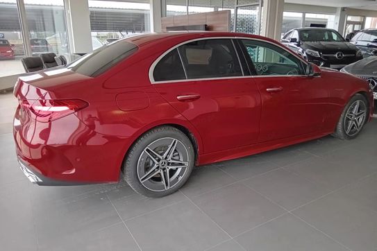 Mercedes Klasa C 220 d  4-Matic AMG