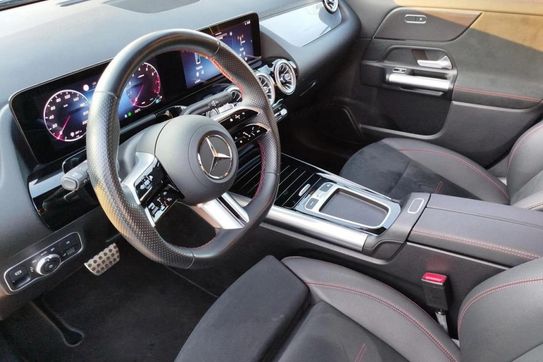 Mercedes GLA 200 AMG Line