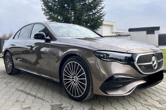 Mercedes Klasa E 220 d 4-Matic AMG