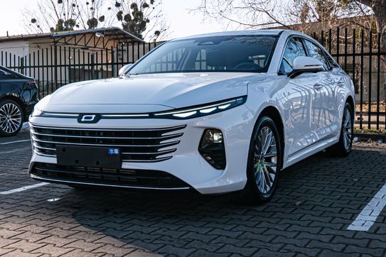 Bestune B70 2.0T Elegance aut