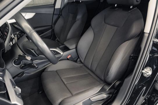 Audi A4 40 Tfsi Mhev s Line s Tronic