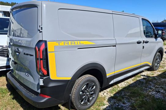 Ford Transit Custom 320 L2H1 Trail A8 AWD