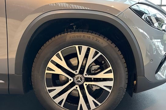 Mercedes GLA 220 4-Matic Progressive