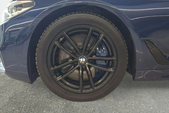 BMW Seria 5 Touring 540d xDrive M Sport