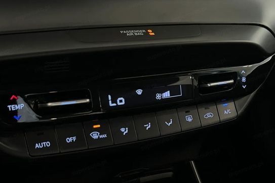 Hyundai i20 1.0 T-GDi Modern Black DCT
