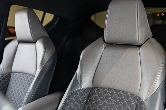 Toyota C-HR 1.8 Hybrid Executive