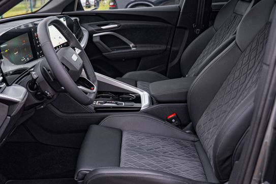 Audi Q5 TDI quattro S line Sportback