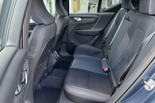 Volvo XC40 B3 Plus Dark