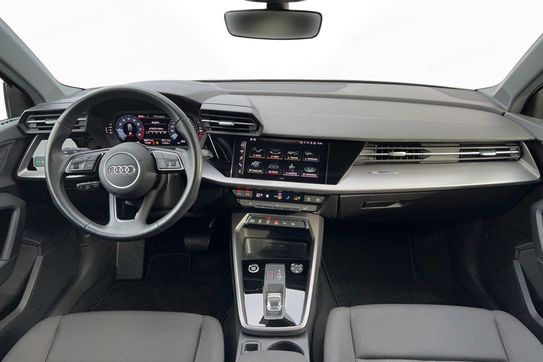 Audi A3 35 TFSI mHEV S tronic