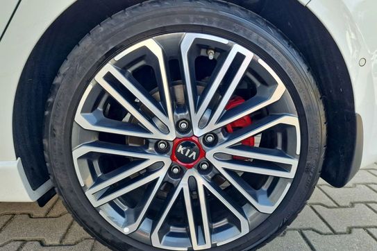 Kia Ceed 1.6 t-Gdi Gt