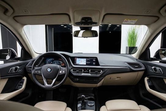 BMW Seria 2 218i Luxury Line aut
