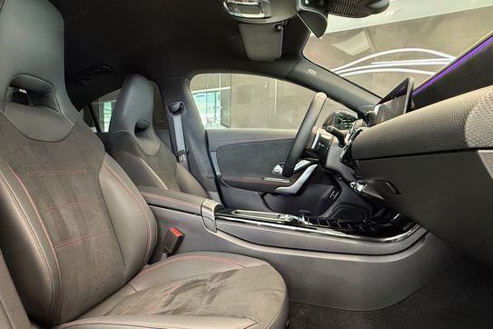 Mercedes CLA 200 mHEV 7G-DCT