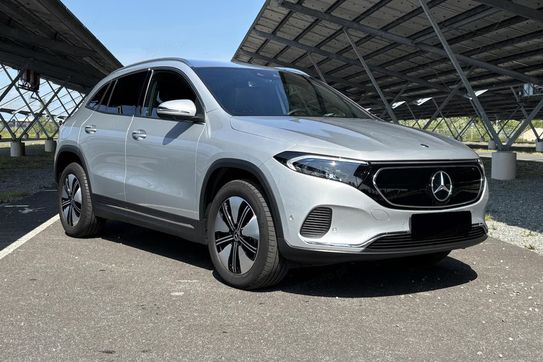 Mercedes EQA 250  Electric Art