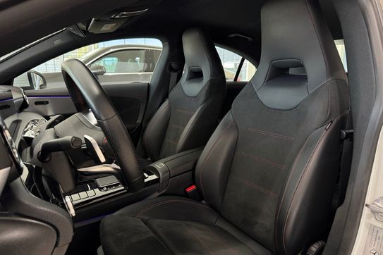 Mercedes CLA 200 AMG Line