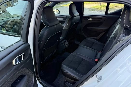 Volvo XC40 B4 B R-Design aut