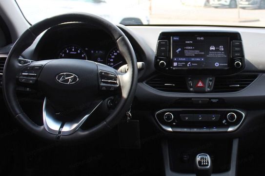 Hyundai i30 1.5 T-GDI Modern