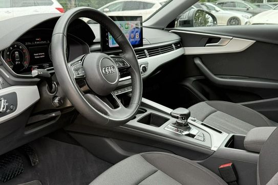 Audi A4 35 TFSI mHEV S Line S tronic