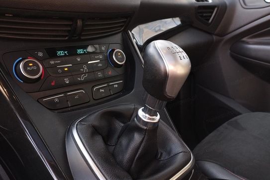 Ford Kuga 2.0 TDCi AWD ST-Line