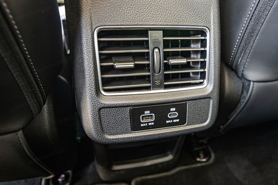 Jac JS8 PRO Pro 1.5 T-GDI 7 DCT 7os.