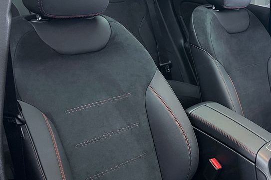 Mercedes GLA 220 4-Matic AMG Line