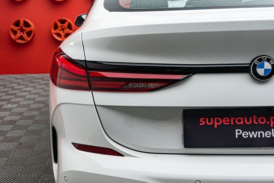 BMW Seria 2 216d M Sport aut