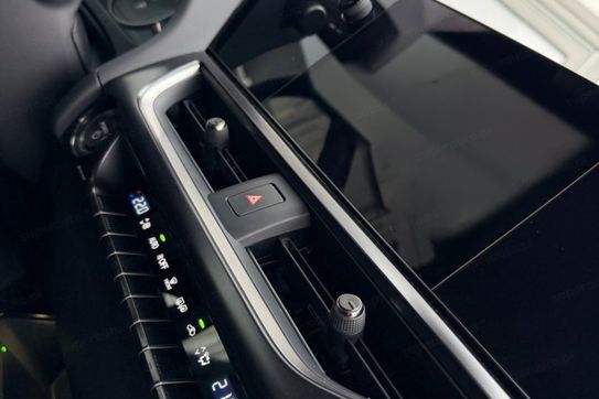 Lexus UX 300h F Sport Design Hybrid Dynamic Force