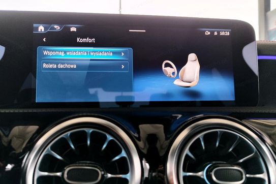 Mercedes CLA 250 e AMG Line