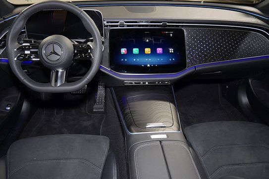 Mercedes Klasa E 220 d  4-Matic AMG