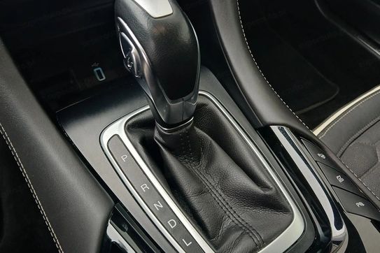 Ford Mondeo 2.0 Hybrid Vignale