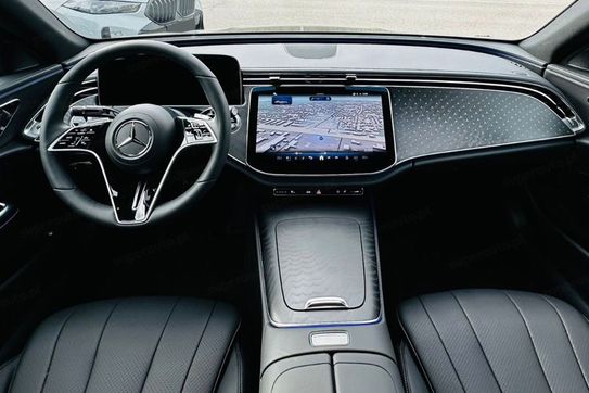 Mercedes Klasa E 300 de 4-Matic Exclusive
