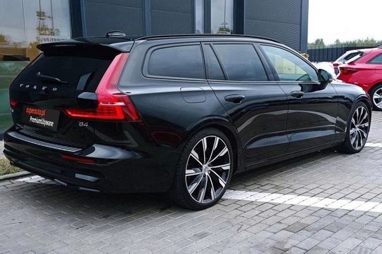 Volvo V60 B4 D R-Design