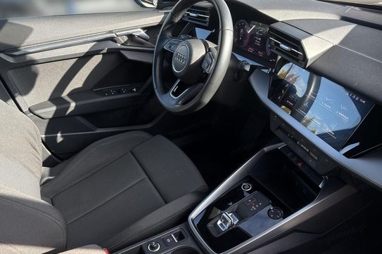 Audi A3 35 TFSI mHEV S tronic