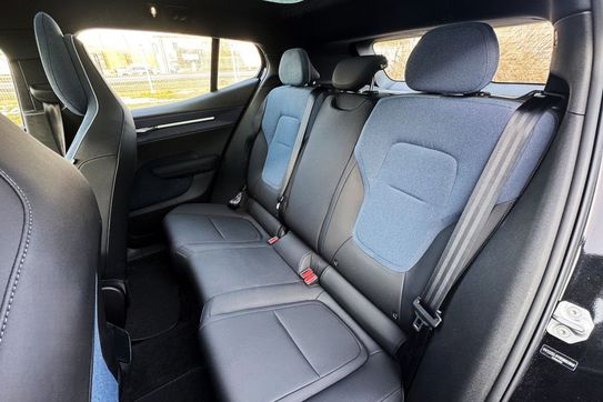 Volvo EX30 Single Motor Extended Range Ultra