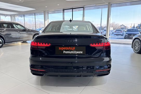 Audi A4 35 TFSI S Line