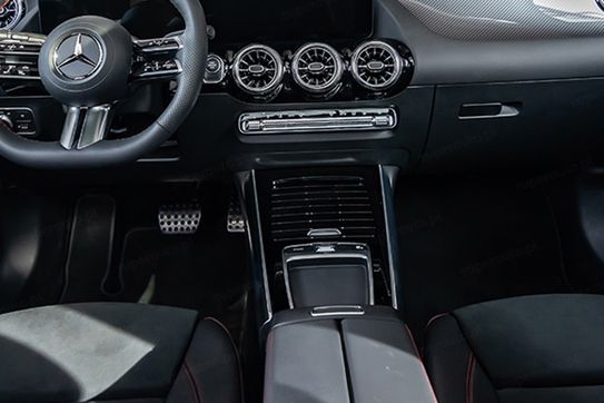 Mercedes GLA 200 AMG Line