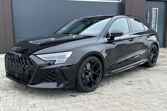 Audi A3 RS3 TFSI quattro Sportback