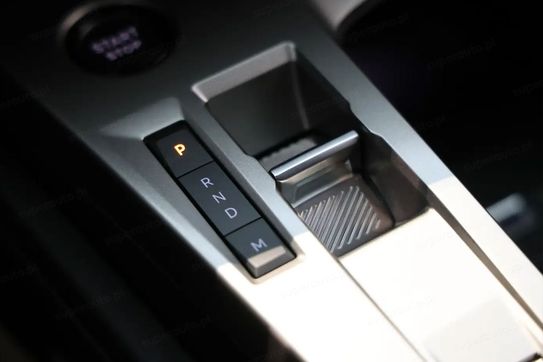 Peugeot 308 Allure e-DCS6 1.2 mHEV