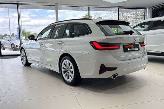 BMW Seria 3 320d xDrive mHEV Advantage aut